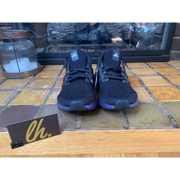 Mens 4.5 Adidas Ultraboost 5.0 DNA “Black Metallic Blue” Athletic Running Shoes - Picture 3 of 7